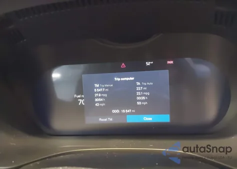 2025 Volvo Xc60 B5 Plus z USA, uszkodzony, nr VIN YV4M12RC1S1103980